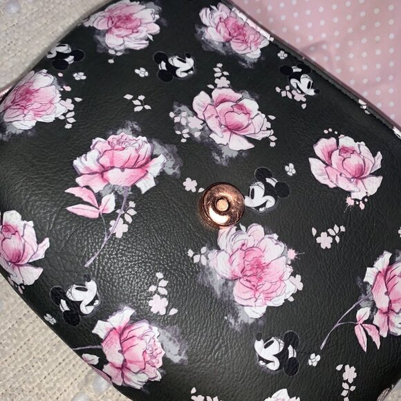 Disney LOUNGEFLY Minnie Mouse Pink Floral Saddle Bag Crossbody Purse - Picture 10 of 15